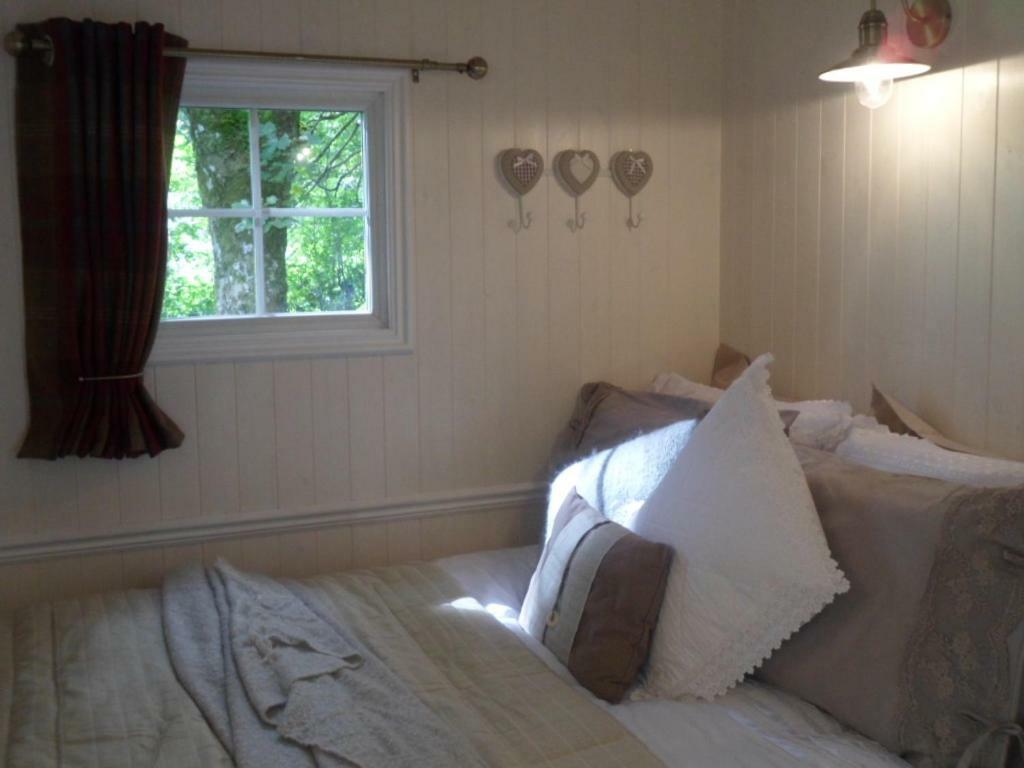 Borthwickbrae Shepherd'S Hut Хауик Екстериор снимка